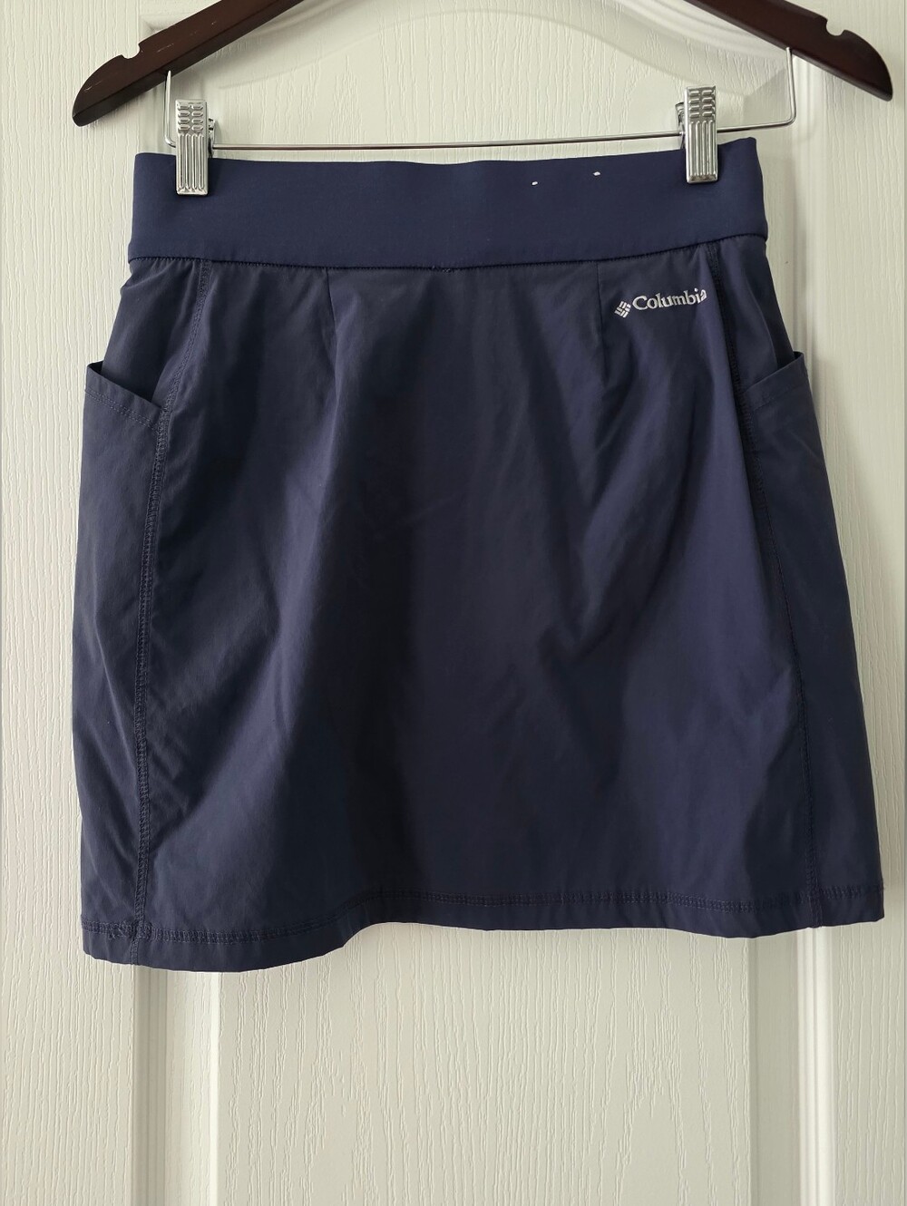 Columbia Navy Active Skort with Side Pockets S